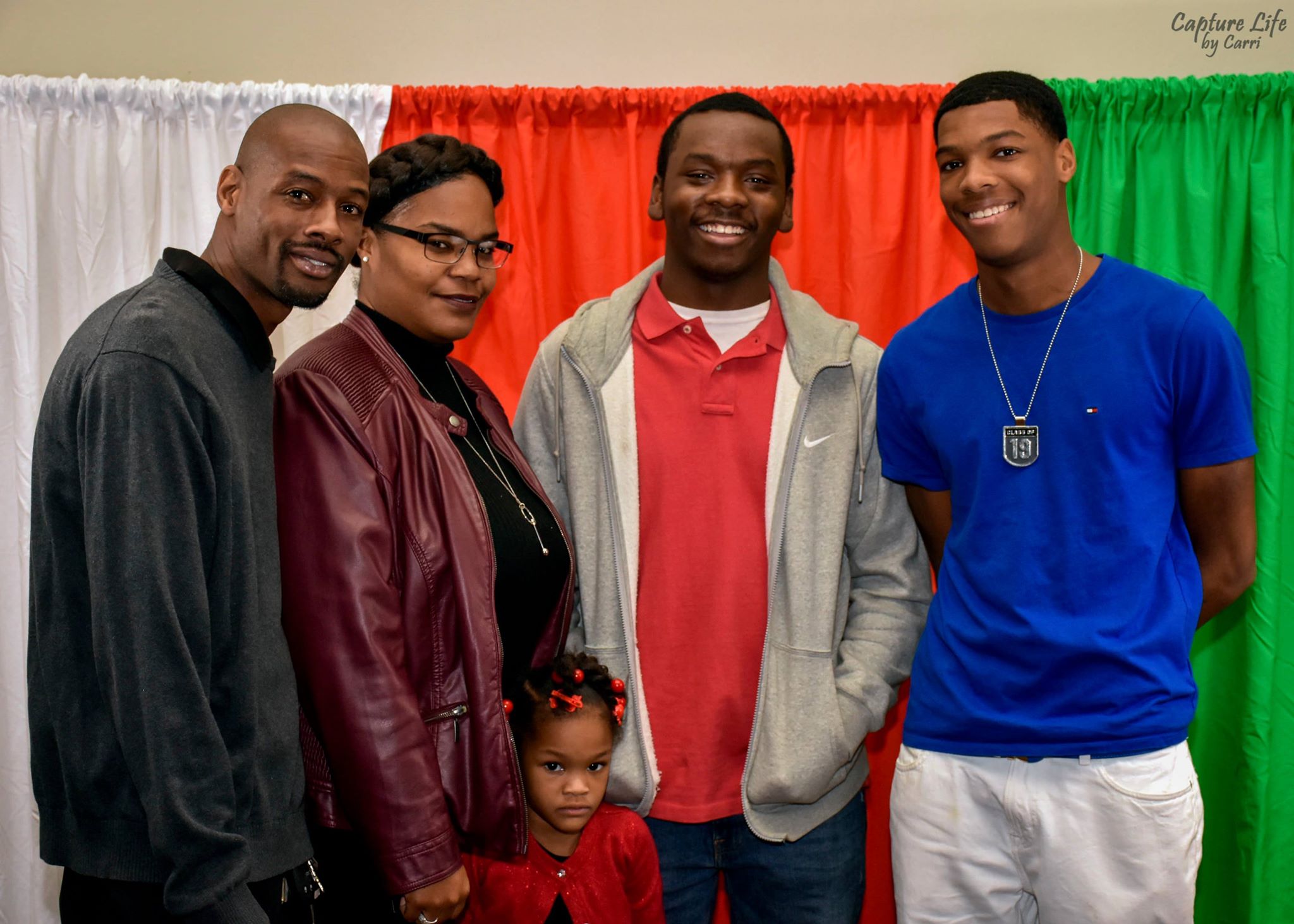 49022306_331616564350004_4942989680992845824_n